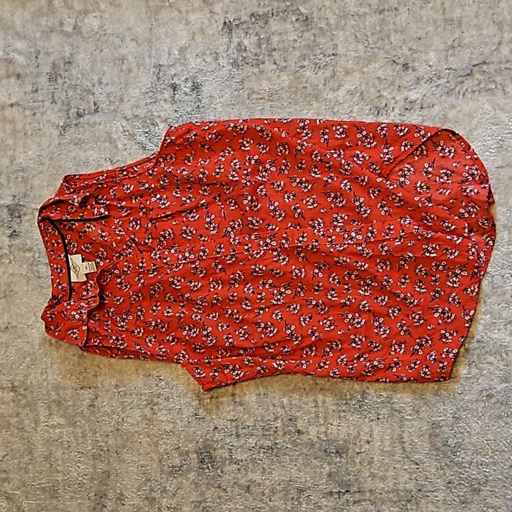 Red floral sleeveless button up
